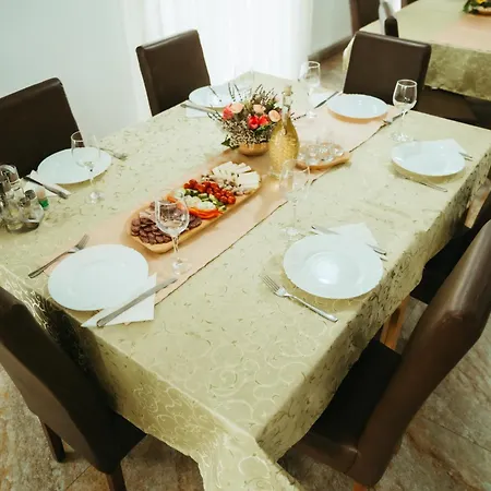 Pensiunea Eden Vendégház